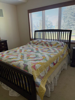 Queen Sized quilt by Linda Hughes-480x640px